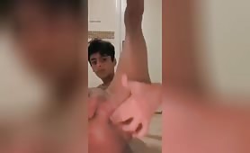 Saudi Arab Muslim boy - Assplay 1